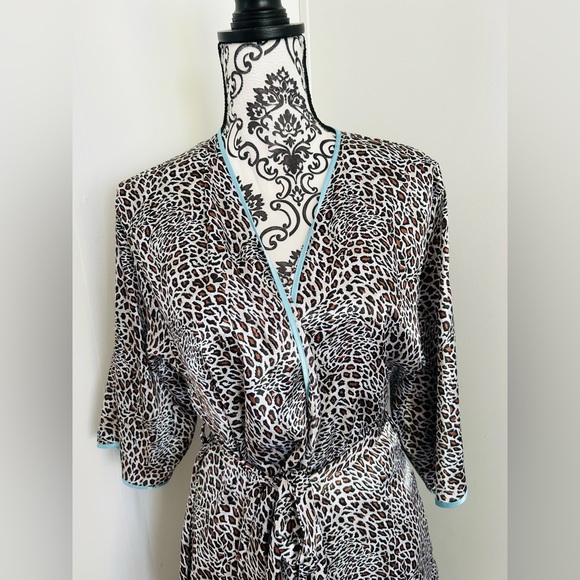 Women’s Animal Print Contrast Trim Satin Maxi Slip Dress and Robe Set Size S/M - Picture 13 of 16